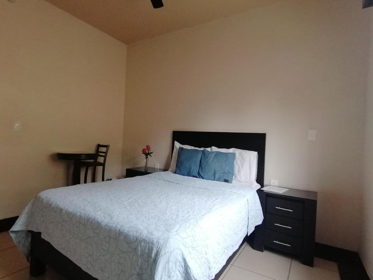 Hotel Pena Real Bernal Bagian luar foto